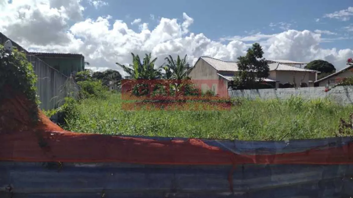 Foto 1 de Terreno / Lote à venda, 525m2 em Araruama - RJ