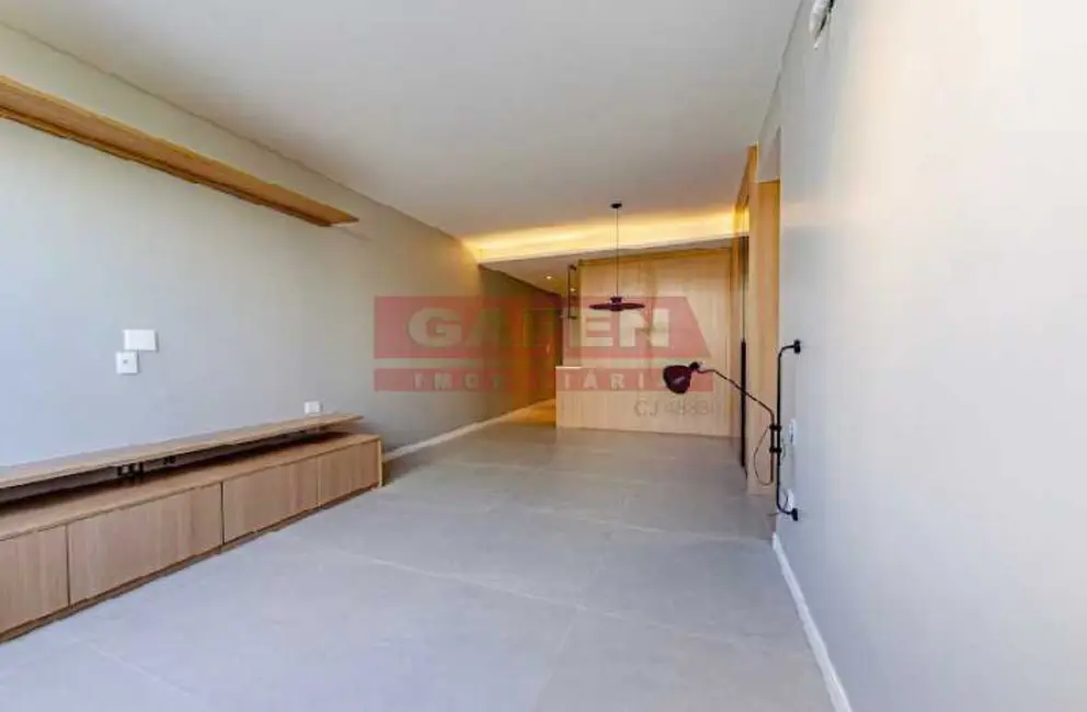 Apartamento com 3 quartos à venda, 120m2 em Rio De Janeiro - RJ - imagem 3 Foto 3 de Apartamento com 3 quartos à venda, 120m2 em Rio De Janeiro - RJ