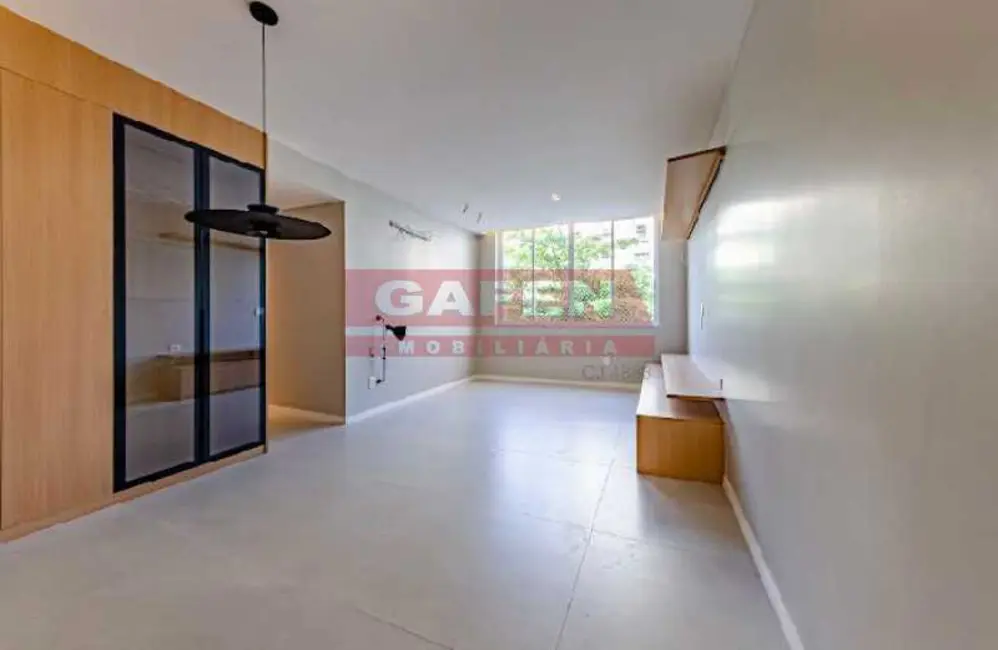 Apartamento com 3 quartos à venda, 120m2 em Rio De Janeiro - RJ - imagem 1 Foto 1 de Apartamento com 3 quartos à venda, 120m2 em Rio De Janeiro - RJ