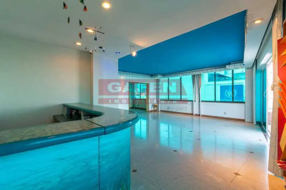 Cobertura com 4 quartos à venda, 425m2 em Rio De Janeiro - RJ - imagem 9 Foto 9 de Cobertura com 4 quartos à venda, 425m2 em Rio De Janeiro - RJ