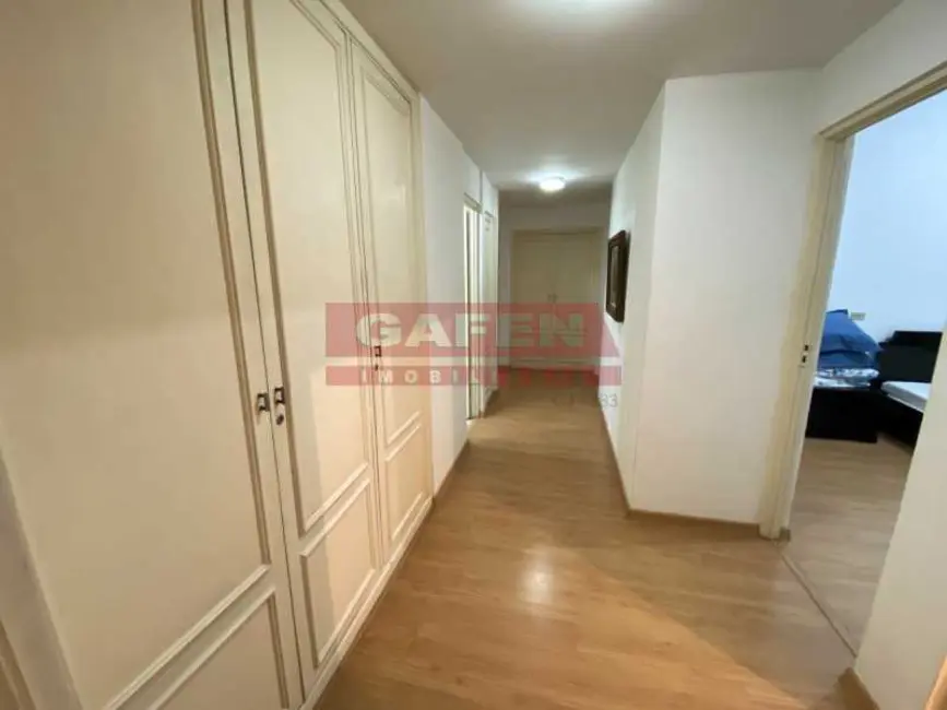 Foto 8 de Apartamento com 3 quartos à venda, 390m2 em Rio De Janeiro - RJ