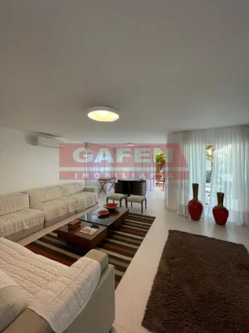 Foto 6 de Casa de Condomínio com 5 quartos à venda e para alugar, 245m2 em Armacao Dos Buzios - RJ