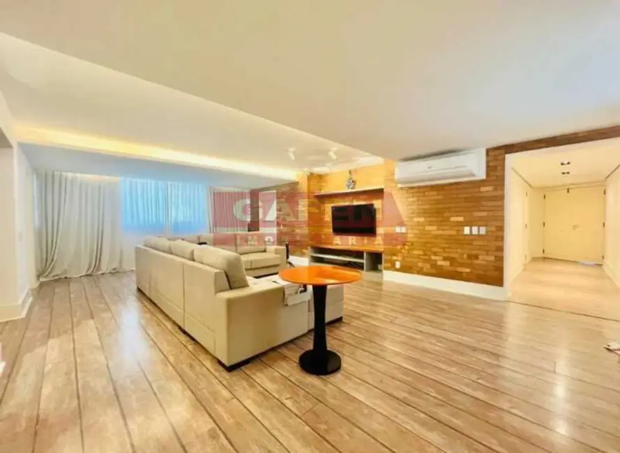 Foto 4 de Apartamento com 5 quartos à venda, 600m2 em Rio De Janeiro - RJ