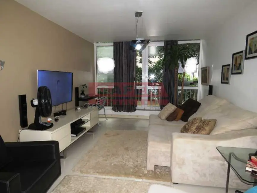 Foto 2 de Apartamento com 3 quartos à venda, 108m2 em Rio De Janeiro - RJ