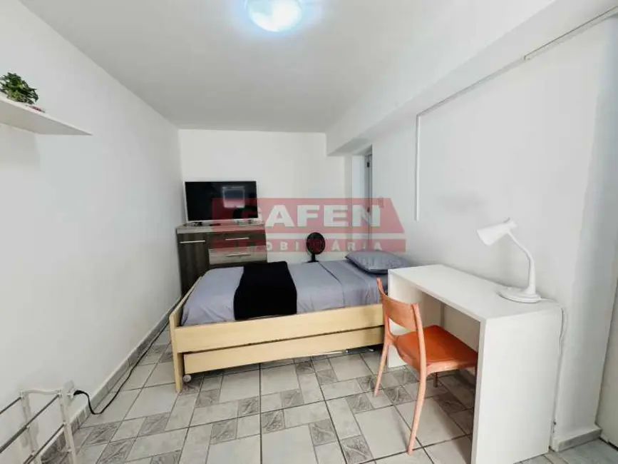 Foto 4 de Kitnet com 1 quarto para alugar, 28m2 em Rio De Janeiro - RJ