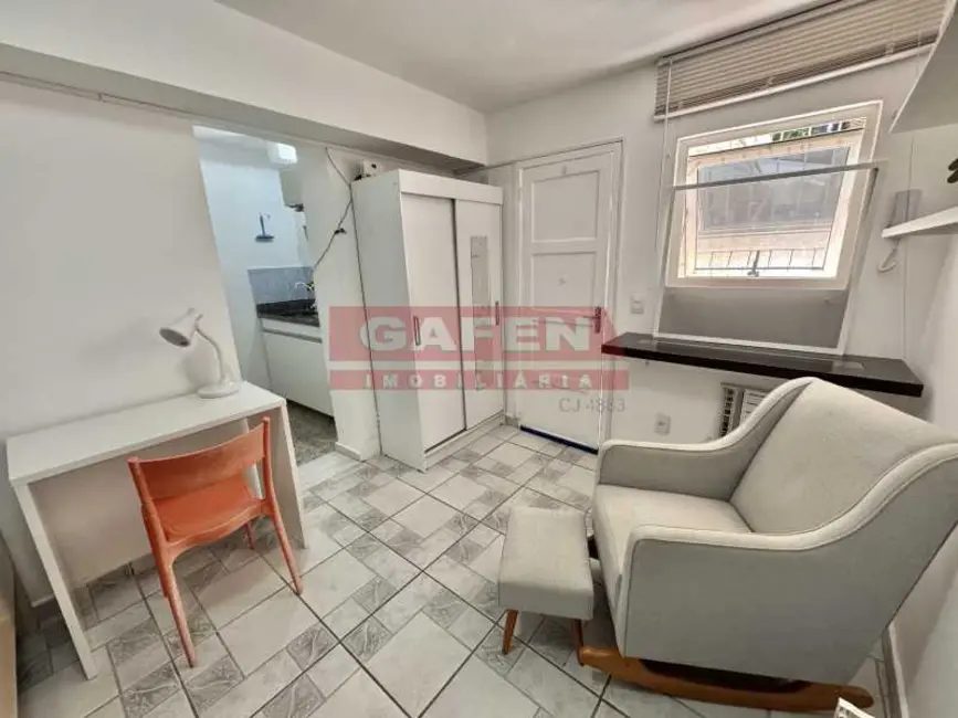 Foto 8 de Kitnet com 1 quarto para alugar, 28m2 em Rio De Janeiro - RJ