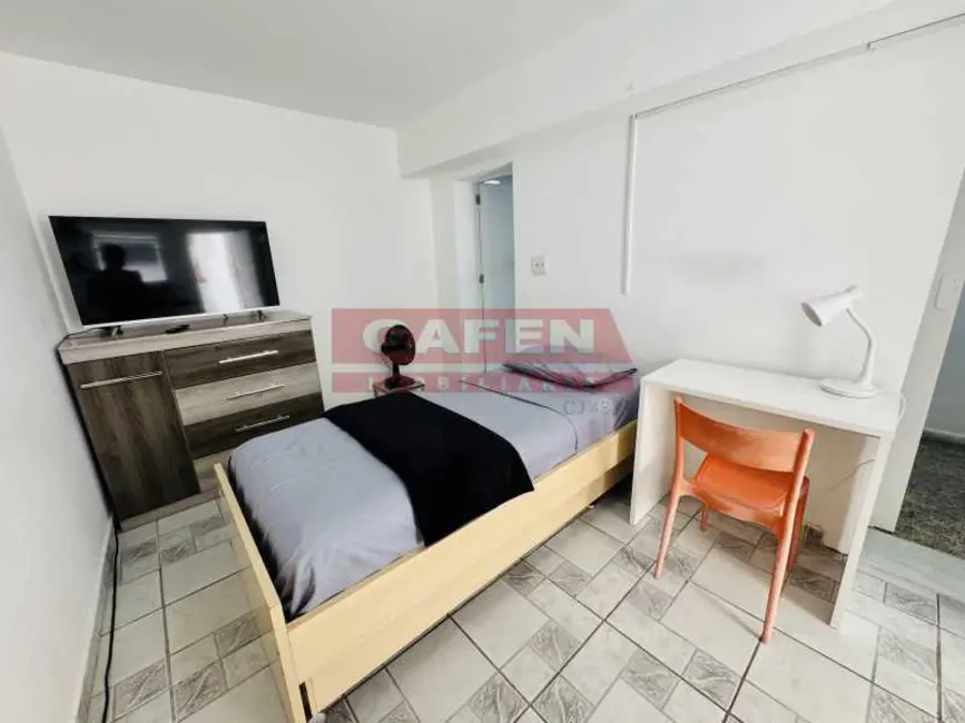 Foto 6 de Kitnet com 1 quarto para alugar, 28m2 em Rio De Janeiro - RJ