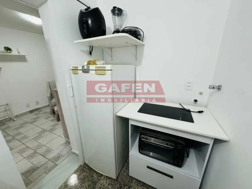 Foto 9 de Kitnet com 1 quarto para alugar, 28m2 em Rio De Janeiro - RJ