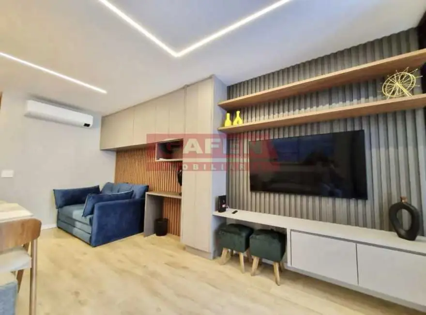 Apartamento com 1 quarto à venda, 60m2 em Rio De Janeiro - RJ - imagem 8 Foto 8 de Apartamento com 1 quarto à venda, 60m2 em Rio De Janeiro - RJ