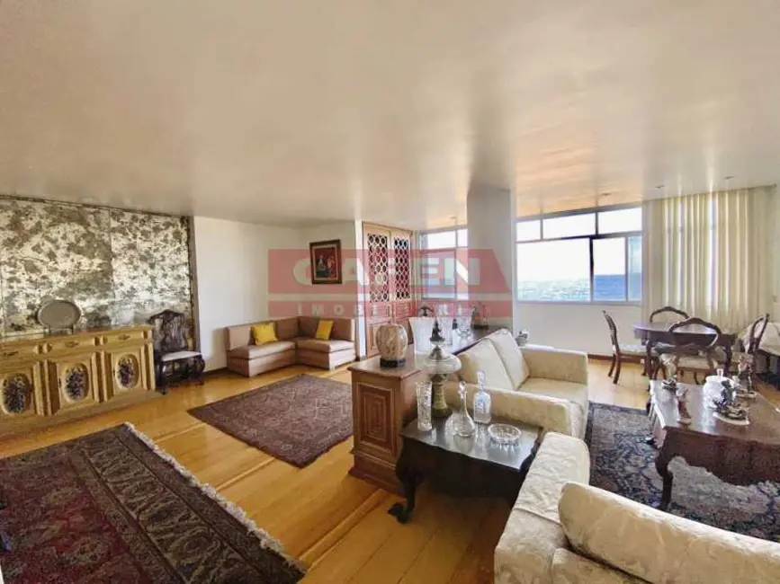 Apartamento com 4 quartos à venda, 265m2 em Rio De Janeiro - RJ - imagem 5 Foto 5 de Apartamento com 4 quartos à venda, 265m2 em Rio De Janeiro - RJ