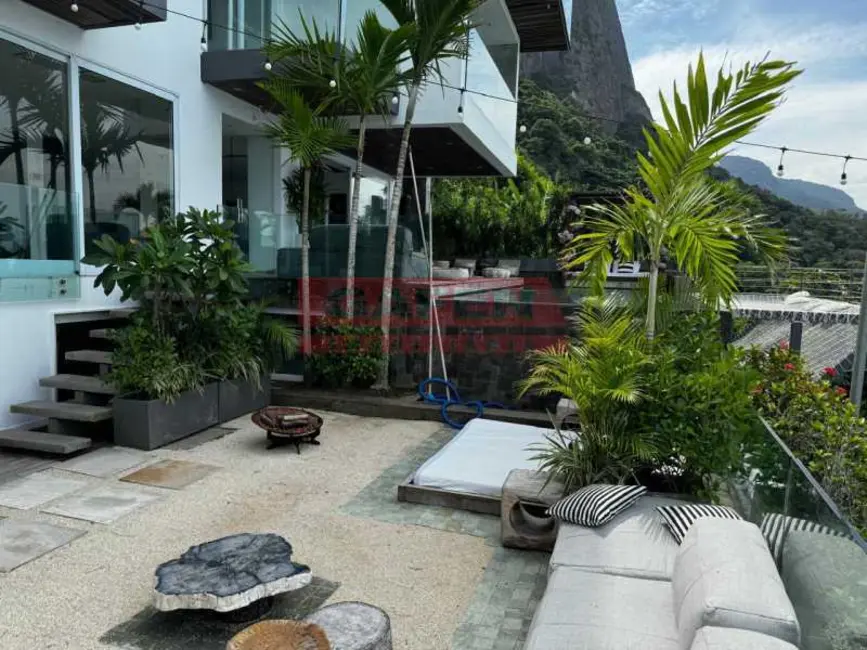 Foto 4 de Casa de Condomínio com 5 quartos à venda, 800m2 em Rio De Janeiro - RJ