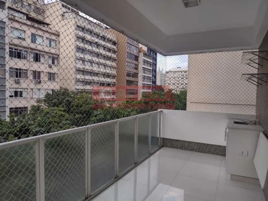 Loft / Flat com 1 quarto à venda, 60m2 em Rio De Janeiro - RJ - imagem 8 Foto 8 de Loft / Flat com 1 quarto à venda, 60m2 em Rio De Janeiro - RJ