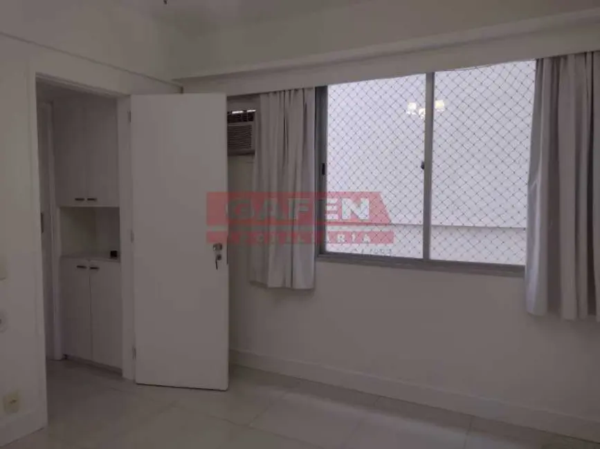 Loft / Flat com 1 quarto à venda, 60m2 em Rio De Janeiro - RJ - imagem 9 Foto 9 de Loft / Flat com 1 quarto à venda, 60m2 em Rio De Janeiro - RJ
