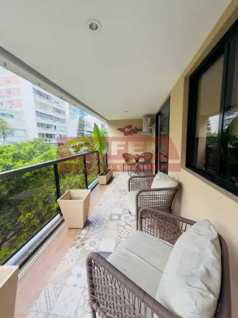 Foto 3 de Apartamento com 2 quartos à venda, 86m2 em Rio De Janeiro - RJ