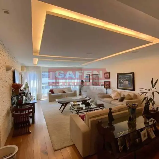Apartamento com 3 quartos à venda, 170m2 em Rio De Janeiro - RJ - imagem 1 Foto 1 de Apartamento com 3 quartos à venda, 170m2 em Rio De Janeiro - RJ
