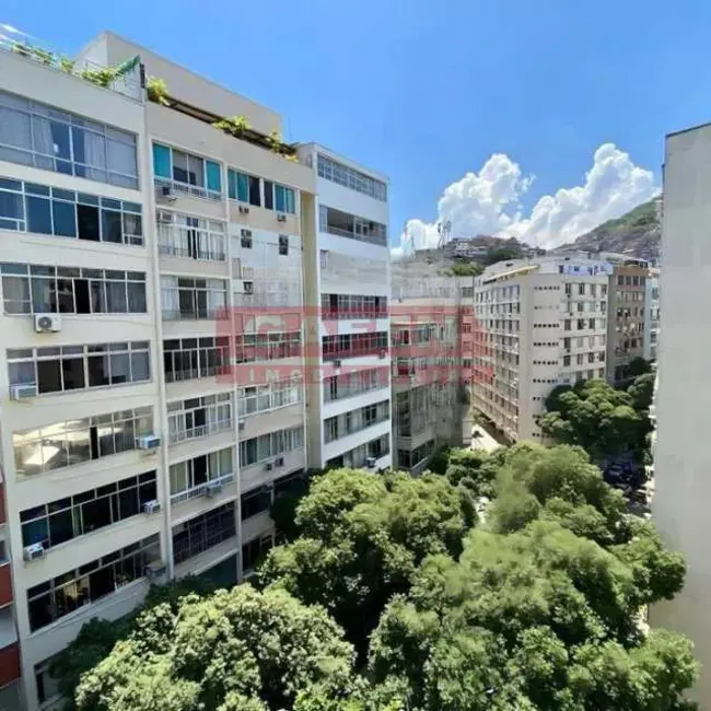 Apartamento com 3 quartos à venda, 170m2 em Rio De Janeiro - RJ - imagem 2 Foto 2 de Apartamento com 3 quartos à venda, 170m2 em Rio De Janeiro - RJ