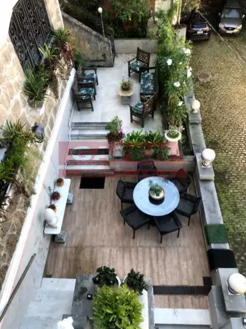 Foto 8 de Casa com 7 quartos à venda, 585m2 em Rio De Janeiro - RJ