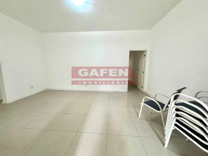 Foto 4 de Apartamento com 3 quartos à venda, 150m2 em Rio De Janeiro - RJ