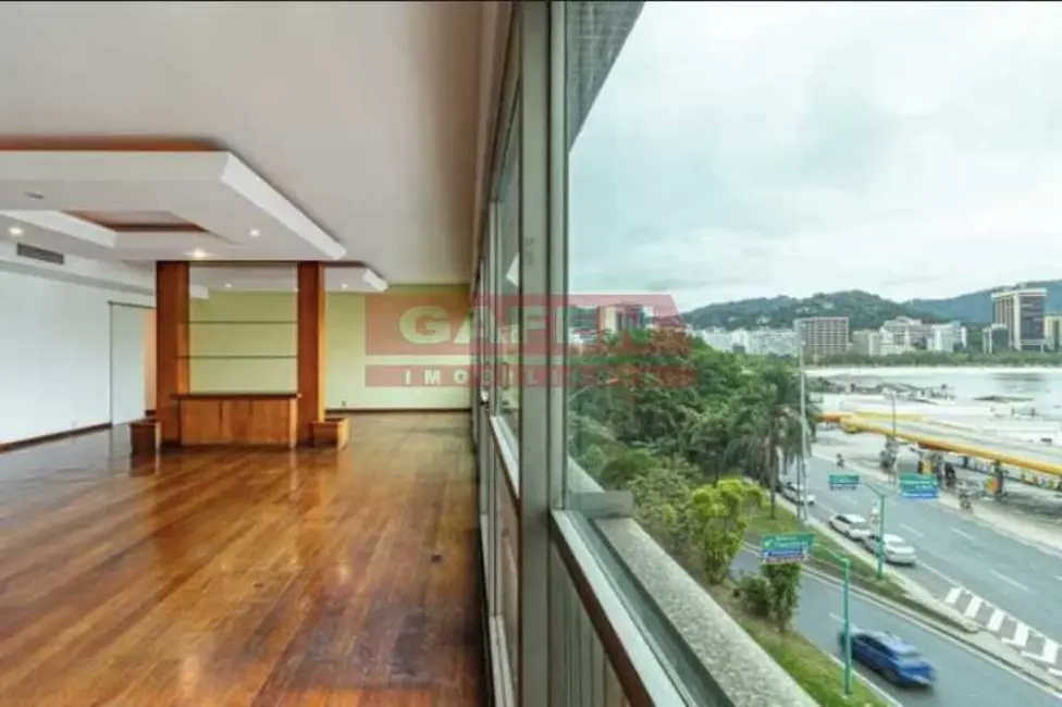 Foto 3 de Apartamento com 4 quartos à venda, 270m2 em Rio De Janeiro - RJ