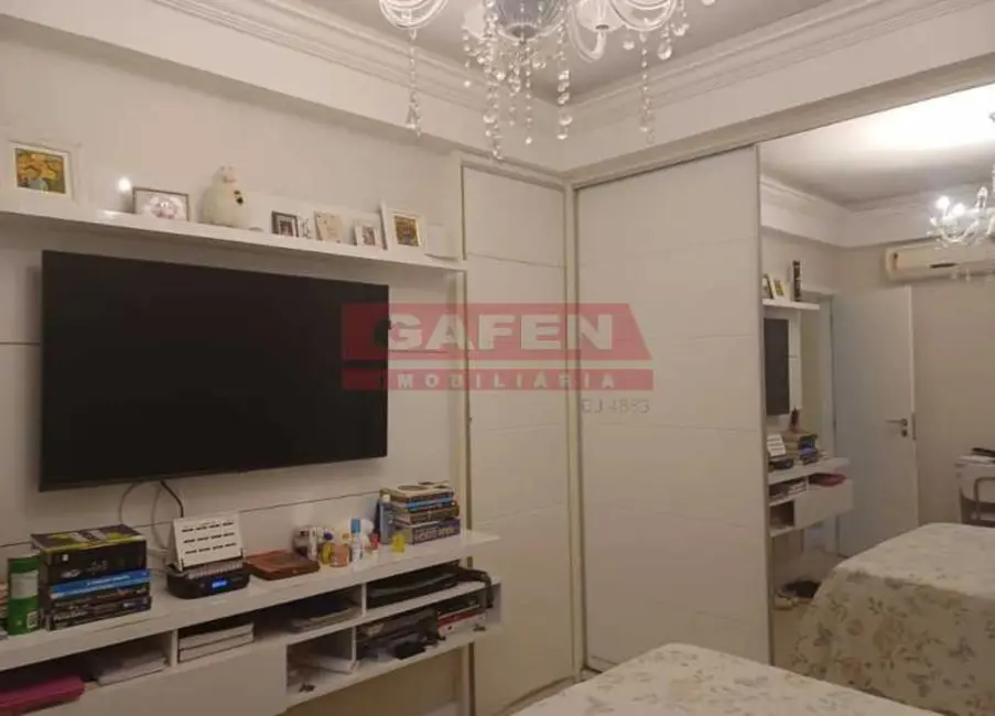 Apartamento com 3 quartos à venda, 120m2 em Rio De Janeiro - RJ - imagem 5 Foto 5 de Apartamento com 3 quartos à venda, 120m2 em Rio De Janeiro - RJ