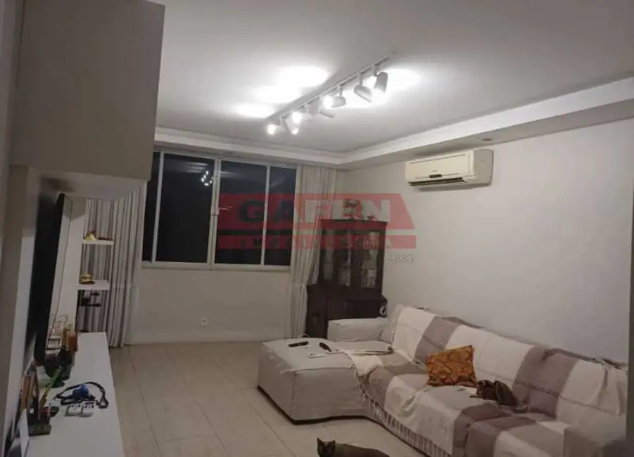 Apartamento com 3 quartos à venda, 120m2 em Rio De Janeiro - RJ - imagem 3 Foto 3 de Apartamento com 3 quartos à venda, 120m2 em Rio De Janeiro - RJ