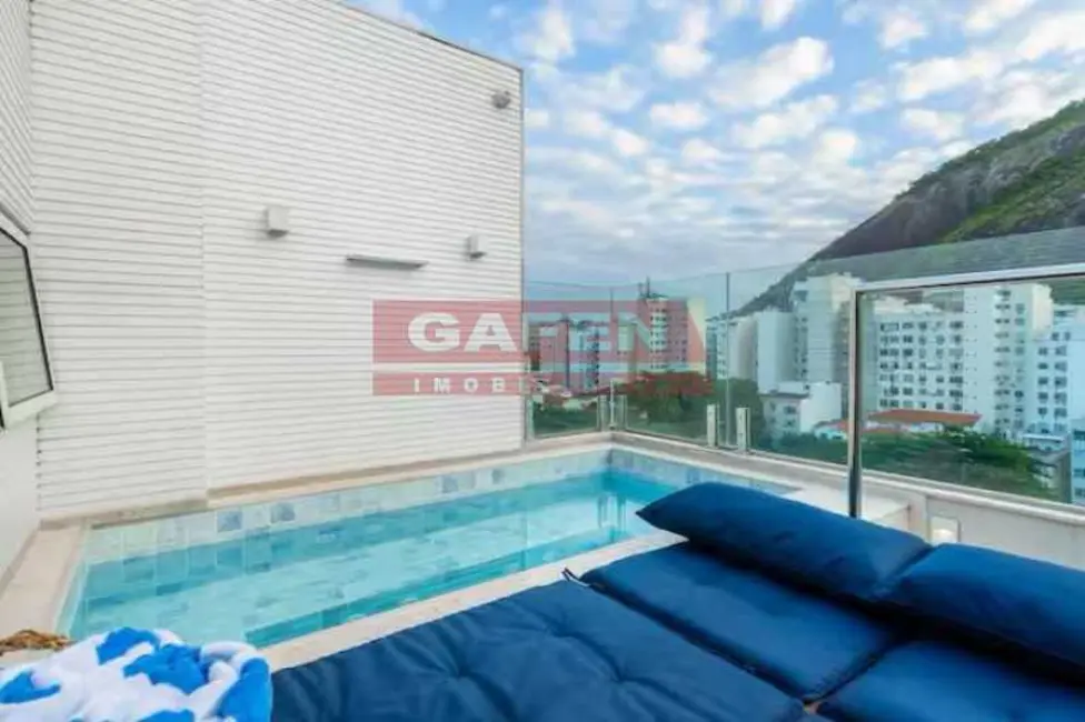 Foto 2 de Cobertura com 2 quartos à venda, 120m2 em Rio De Janeiro - RJ
