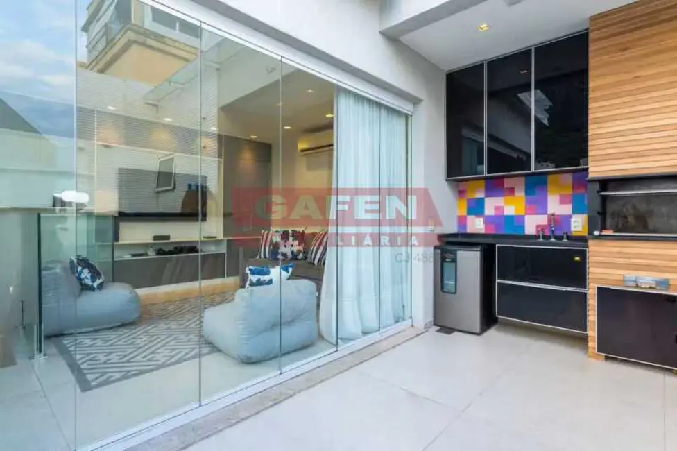 Cobertura com 2 quartos à venda, 120m2 em Rio De Janeiro - RJ - imagem 5 Foto 5 de Cobertura com 2 quartos à venda, 120m2 em Rio De Janeiro - RJ