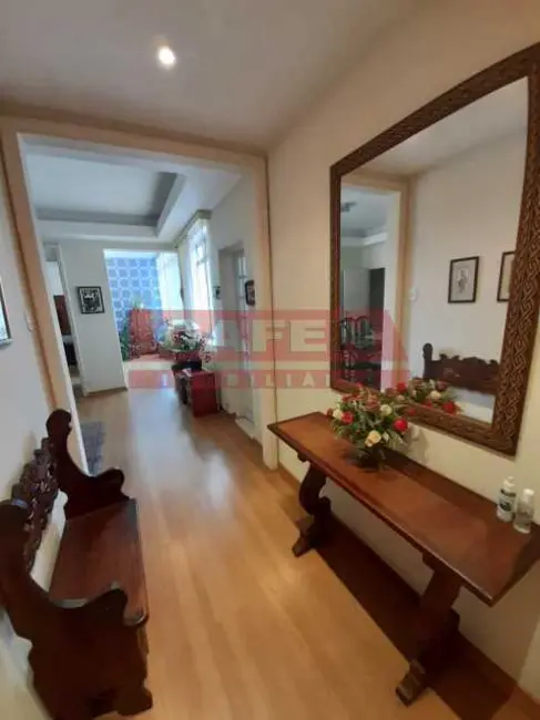 Foto 2 de Apartamento com 3 quartos à venda, 120m2 em Rio De Janeiro - RJ