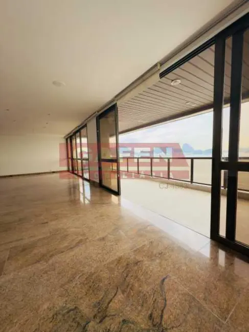 Apartamento com 4 quartos à venda, 370m2 em Rio De Janeiro - RJ - imagem 6 Foto 6 de Apartamento com 4 quartos à venda, 370m2 em Rio De Janeiro - RJ