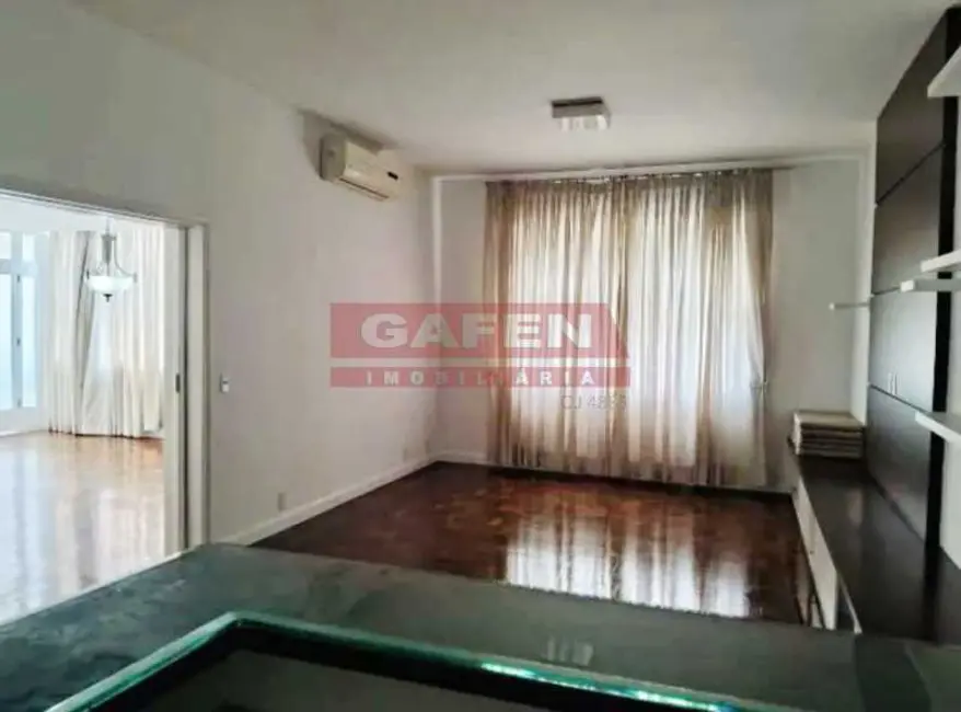 Apartamento com 4 quartos à venda, 287m2 em Rio De Janeiro - RJ - imagem 2 Foto 2 de Apartamento com 4 quartos à venda, 287m2 em Rio De Janeiro - RJ