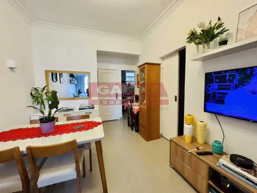 Foto 2 de Apartamento com 2 quartos à venda, 50m2 em Rio De Janeiro - RJ