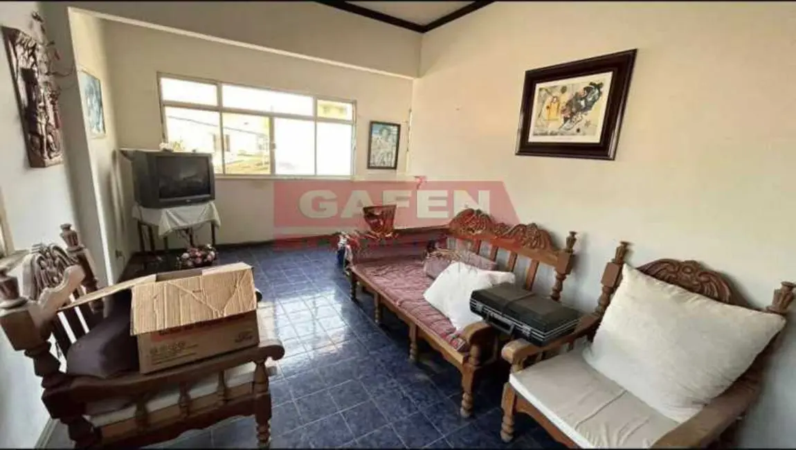 Casa com 4 quartos à venda, 228m2 em Sao Pedro Da Aldeia - RJ - imagem 8 Foto 8 de Casa com 4 quartos à venda, 228m2 em Sao Pedro Da Aldeia - RJ