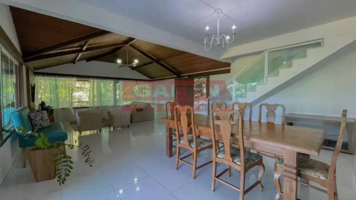 Foto 5 de Casa com 4 quartos à venda, 264m2 em Armacao Dos Buzios - RJ