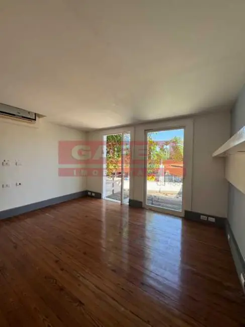 Foto 1 de Loft / Flat com 1 quarto à venda, 32m2 em Armacao Dos Buzios - RJ