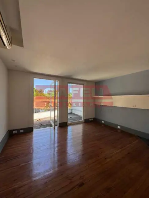 Foto 2 de Loft / Flat com 1 quarto à venda, 32m2 em Armacao Dos Buzios - RJ