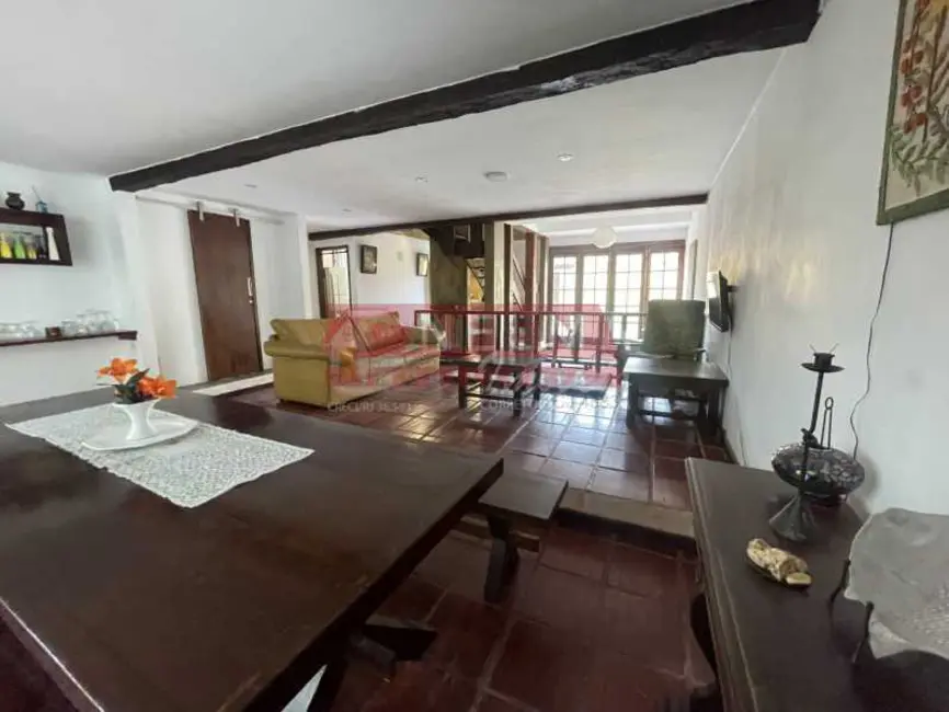 Foto 5 de Casa com 4 quartos à venda, 214m2 em Armacao Dos Buzios - RJ