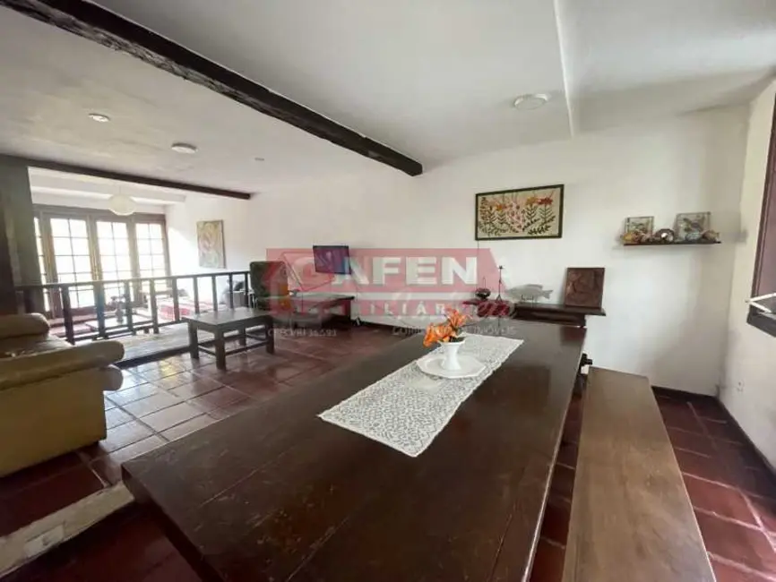 Foto 4 de Casa com 4 quartos à venda, 214m2 em Armacao Dos Buzios - RJ