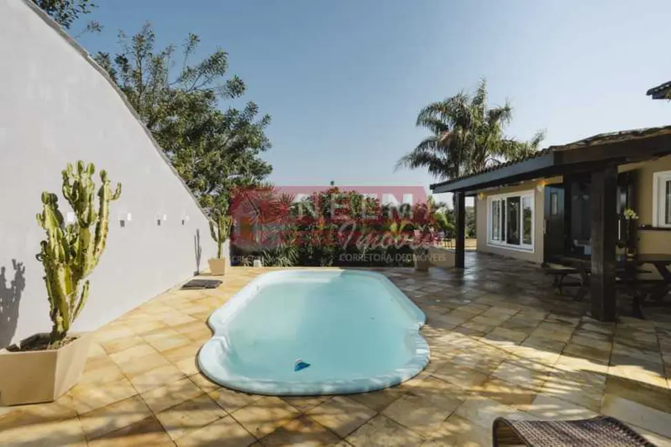 Foto 3 de Casa com 4 quartos à venda, 400m2 em Armacao Dos Buzios - RJ