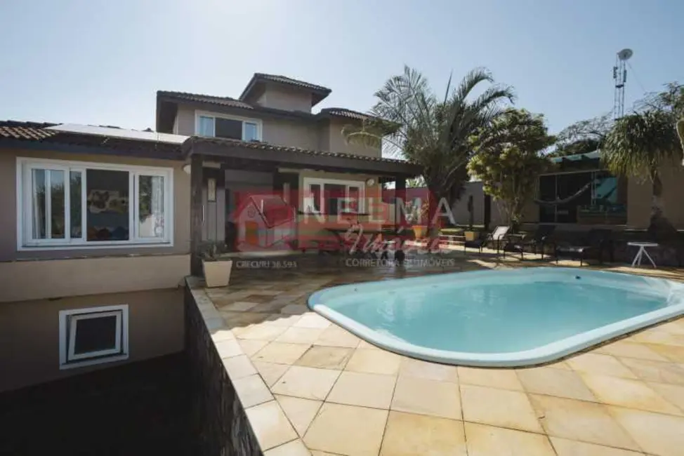 Foto 4 de Casa com 4 quartos à venda, 400m2 em Armacao Dos Buzios - RJ