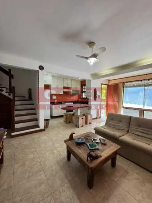 Foto 2 de Casa de Condomínio com 3 quartos à venda, 90m2 em Armacao Dos Buzios - RJ