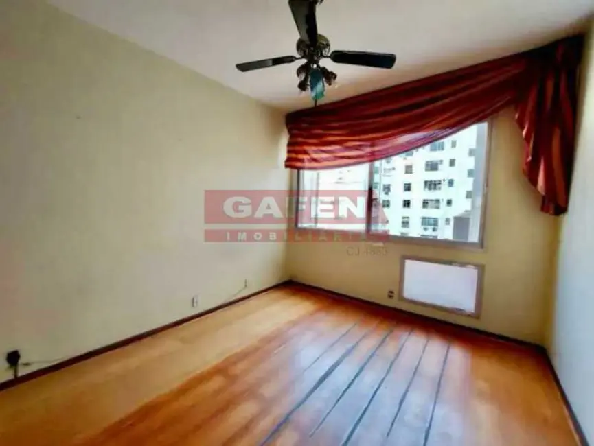 Foto 8 de Apartamento com 4 quartos à venda, 190m2 em Rio De Janeiro - RJ