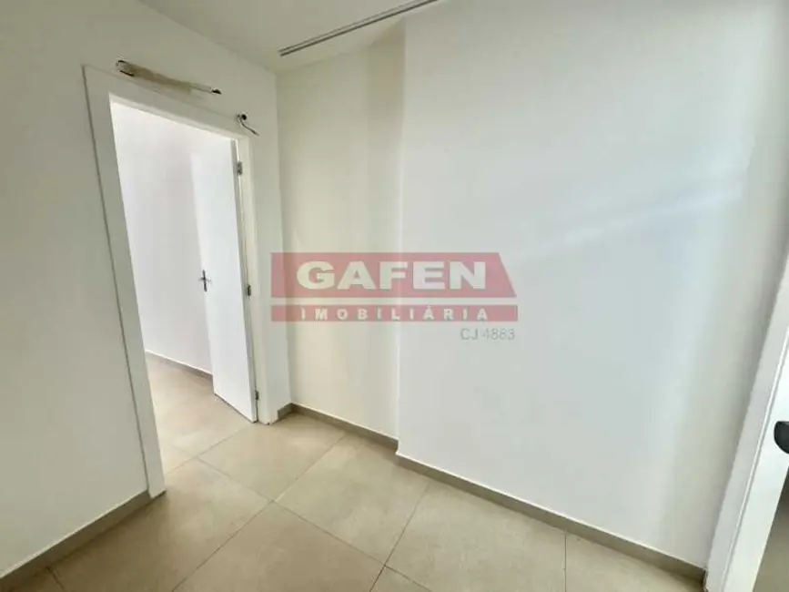Sala Comercial com 1 quarto à venda, 30m2 em Rio De Janeiro - RJ - imagem 3 Foto 3 de Sala Comercial com 1 quarto à venda, 30m2 em Rio De Janeiro - RJ