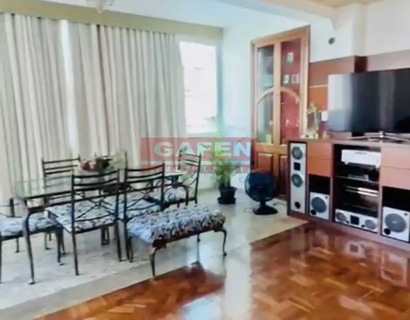 Foto 1 de Apartamento com 5 quartos à venda, 300m2 em Rio De Janeiro - RJ