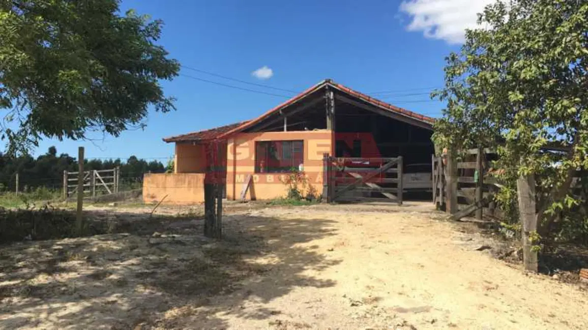 Foto 1 de Fazenda / Haras à venda, 2516800m2 em Araruama - RJ