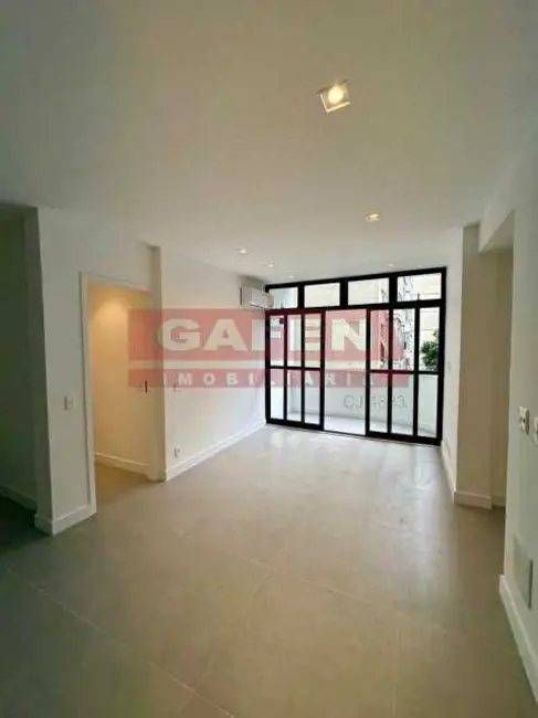 Apartamento com 2 quartos à venda, 70m2 em Rio De Janeiro - RJ - imagem 3 Foto 3 de Apartamento com 2 quartos à venda, 70m2 em Rio De Janeiro - RJ