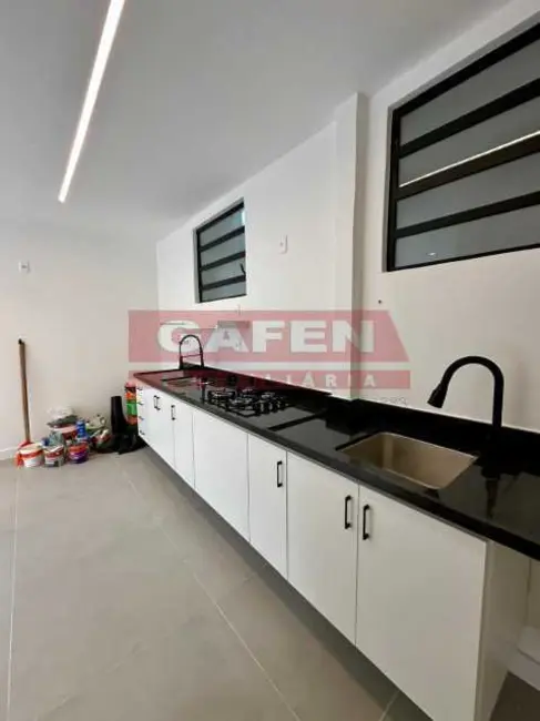 Apartamento com 2 quartos à venda, 70m2 em Rio De Janeiro - RJ - imagem 8 Foto 8 de Apartamento com 2 quartos à venda, 70m2 em Rio De Janeiro - RJ