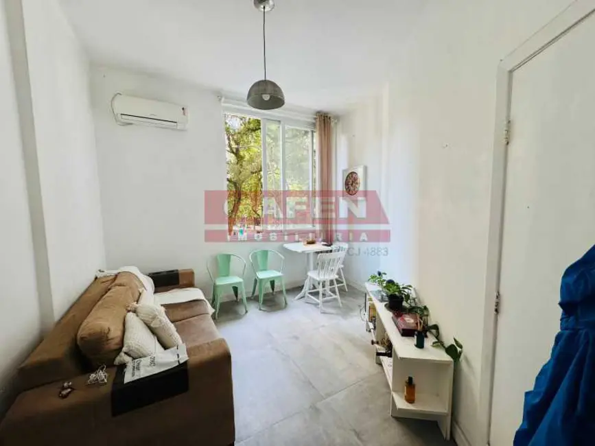 Foto 2 de Apartamento com 1 quarto à venda, 40m2 em Rio De Janeiro - RJ