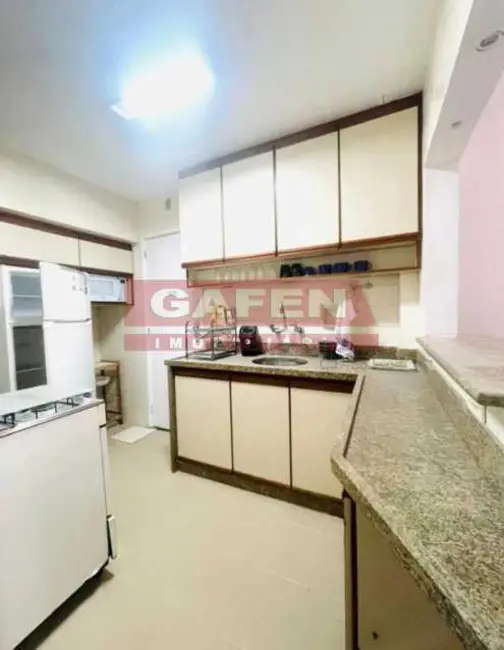 Apartamento com 2 quartos para alugar, 70m2 em Rio De Janeiro - RJ - imagem 8 Foto 8 de Apartamento com 2 quartos para alugar, 70m2 em Rio De Janeiro - RJ