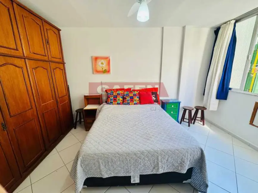 Foto 1 de Kitnet com 1 quarto à venda, 30m2 em Rio De Janeiro - RJ