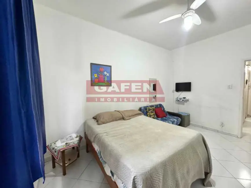 Foto 2 de Kitnet com 1 quarto à venda, 30m2 em Rio De Janeiro - RJ